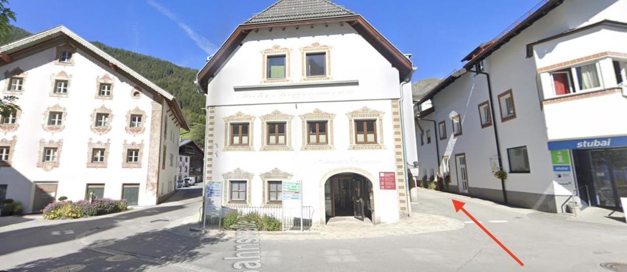Designer Apartment Im Herzen Von Fulpmes Luaran gambar